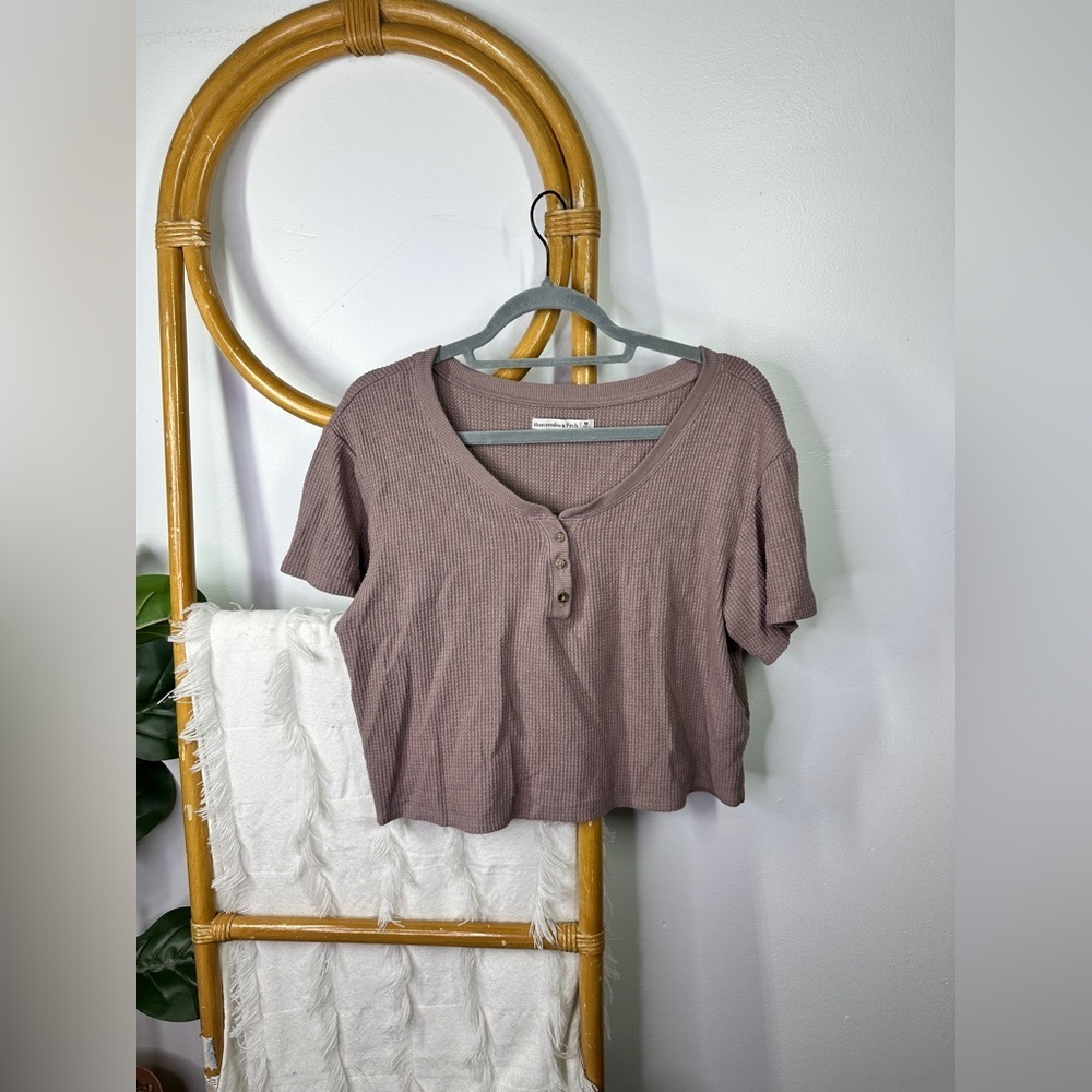 Abercrombie and Fitch Purple Mauve Waffle Knit Cropped Blouse sz M